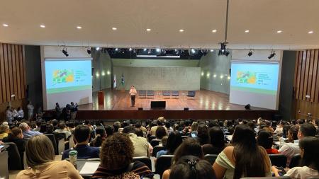 O Secretário de Estado de Saúde, Fábio Baccheretti, anunciou um pacote de R$ 203 milhões para enfrentar as arboviroses