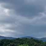 Tempestade, granizo e ventos de 100 km/h podem atingir 350 cidades de Minas; lista 