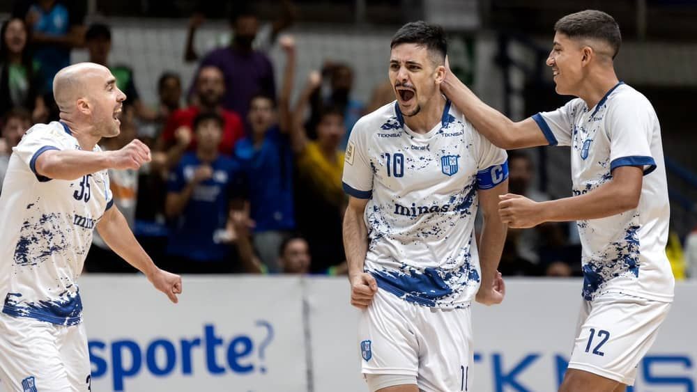 LNF: Minas vence Corinthians, empata na prorrogação e avança às quartas