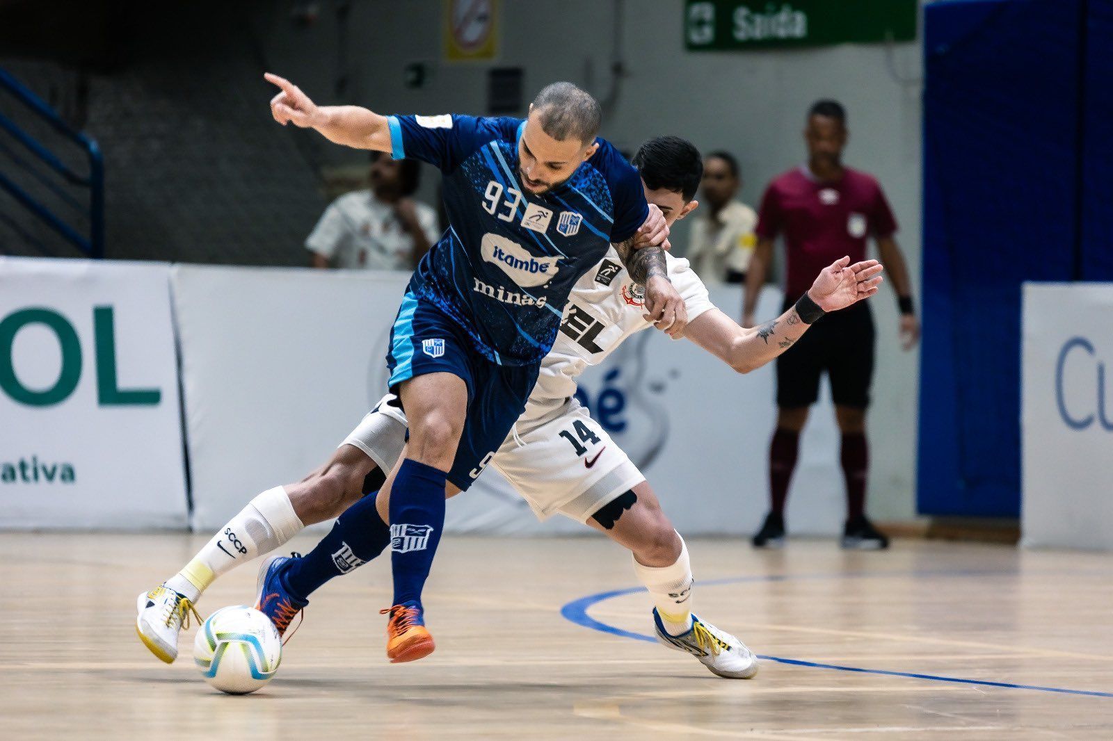 Minas vence Corinthians em casa pela Liga Nacional de Futsal