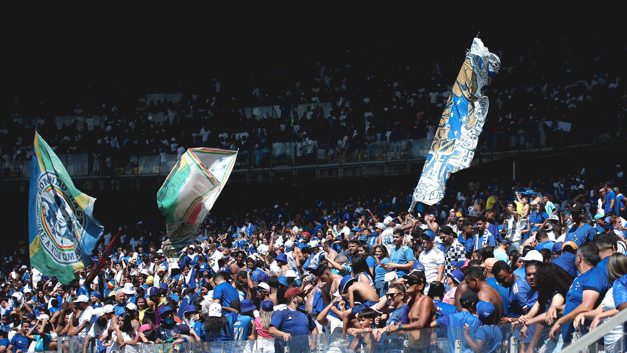Cruzeiro planeja pedir retirada de cadeiras em setor do Mineirão; entenda processo