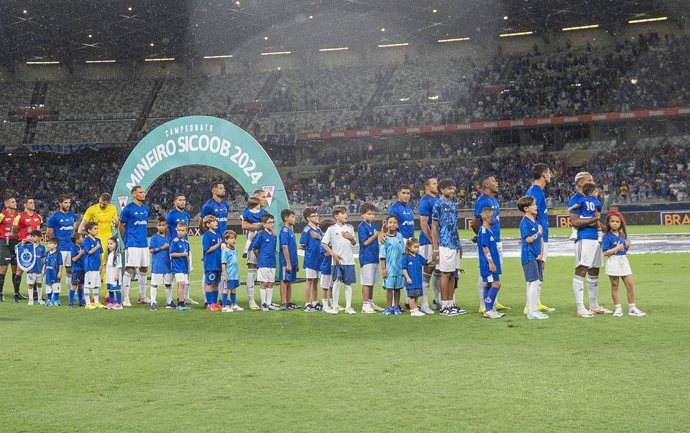 Cruzeiro volta ao Mineirão após 'maratona' fora de BH e mais de 5 mil km percorridos