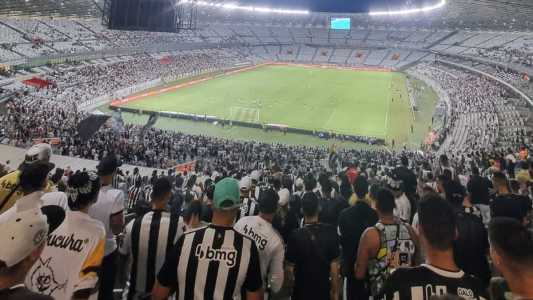 Mineirão recebeu pequeno público na noite dessa quarta-feira