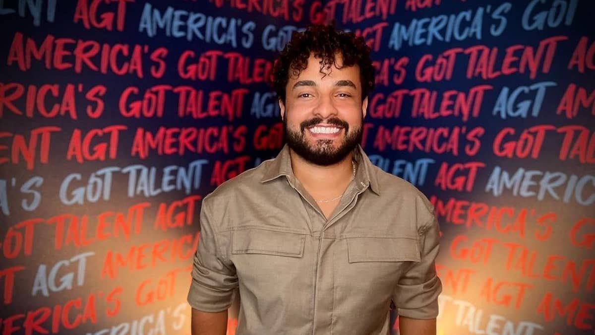 Mineiro avança para a final do 'America's Got Talent' com apresentação emocionante; confira