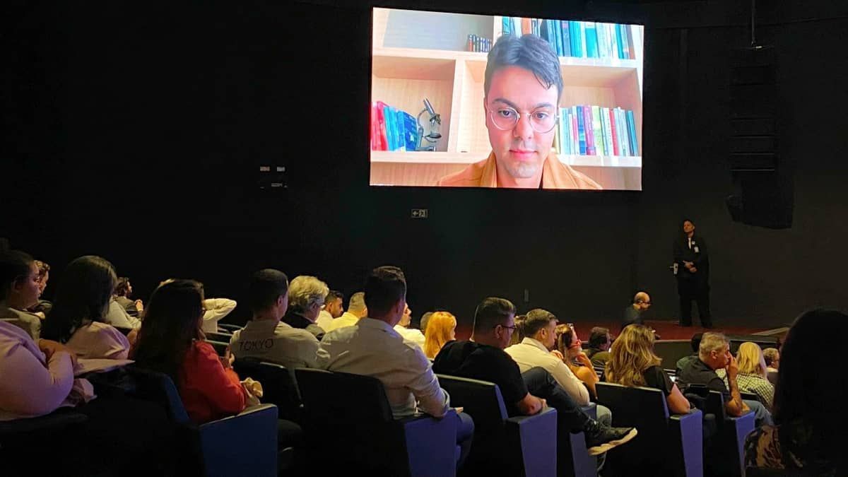 ‘O futuro vai ser bem estranho’, diz mineiro que participou da criação do ChatGPT