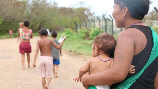 Mineração ilegal causou uma crise humanitária nessa comunidade de 30.400 habitantes