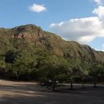 Aterro de materiais de construção é interditado por ameaçar patrimônio arqueológico da Serra do Curral
