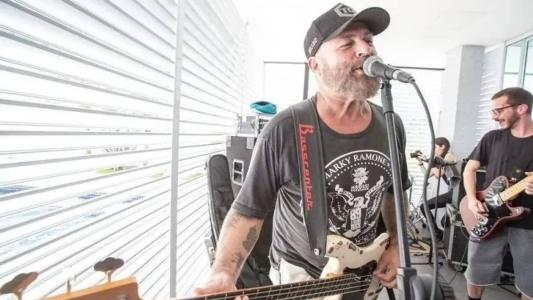 Mingau, baixista do Ultraje a Rigor