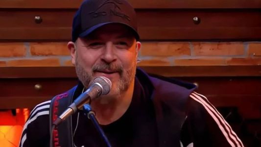 Mingau, baixista do Ultraje a Rigor, passou por nova cirurgia e segue internado em estado grave