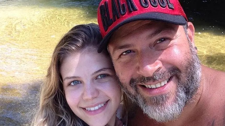 Filha de Mingau, do Ultraje a Rigor, faz relato emotivo e atualiza estado de saúde do pai
