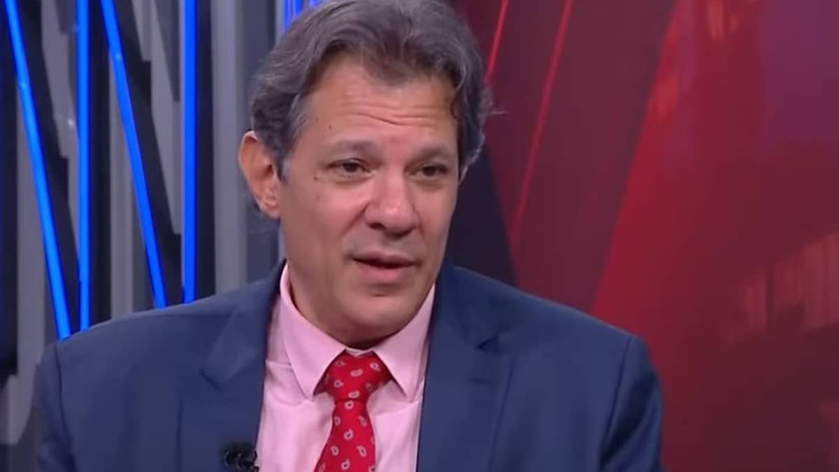 Haddad vai enviar quatro projetos ao Congresso e enfrentará queda de braço para avanço das propostas, dizem fontes