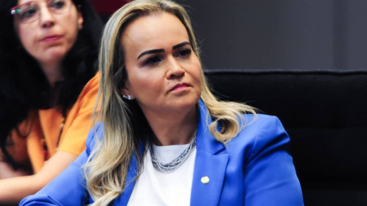 Ministério Público do Rio de Janeiro abre investigação contra ministra Daniela Carneiro
