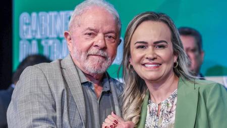 Ministra Daniela Carneiro é alvo de denúncias por suposto envolvimento com milícia no Rio de Janeiro