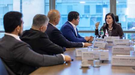 Ministra Simone Tebet (MDB), vice-presidente do BDMG, Antônio Claret (Novo), e deputado federal Newton Cardoso Júnior (MDB)