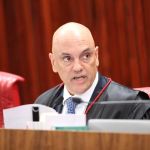 Moraes dá voto contra Bolsonaro no TSE e encerra julgamento que condenou ex-presidente à inelegibilidade