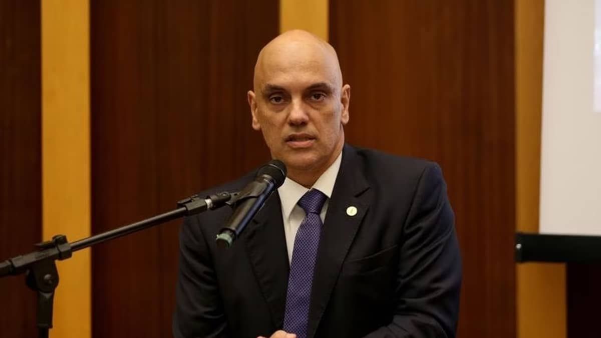 Ministro Alexandre de Moraes afasta governador do Distrito Federal, Ibaneis Rocha, por 90 dias