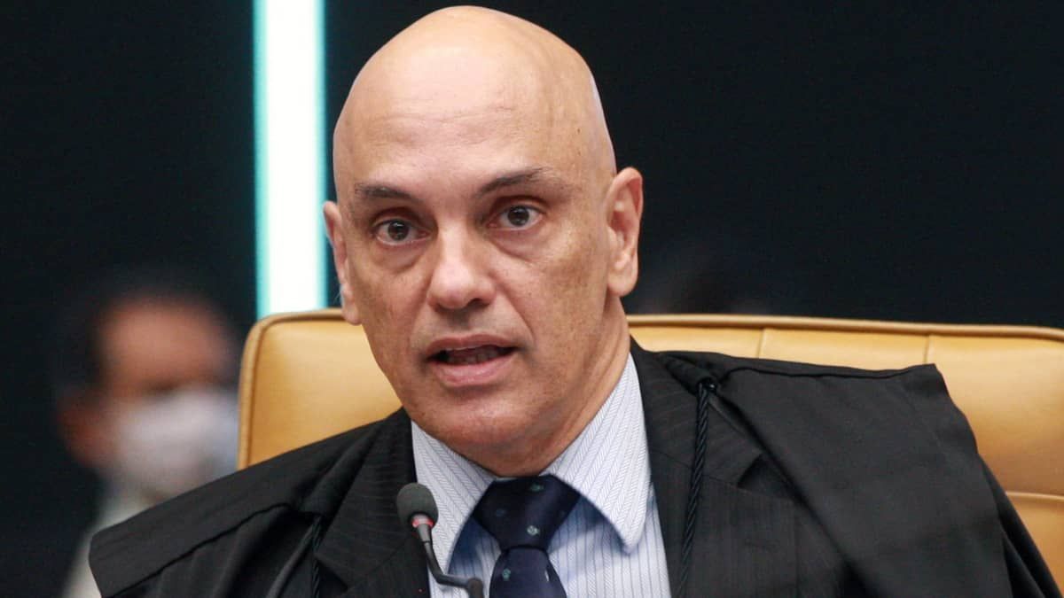 Moraes vota para tornar réus 100 pessoas denunciadas pelos atos antidemocráticos