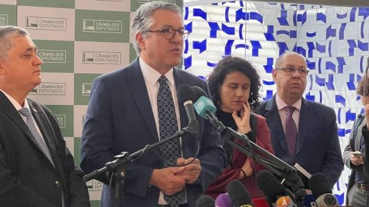 Ministro Alexandre Padilha, das Relações Institucionais, acredita que Carf e arcabouço fiscal serão votados ainda nesta sexta-feira (7)