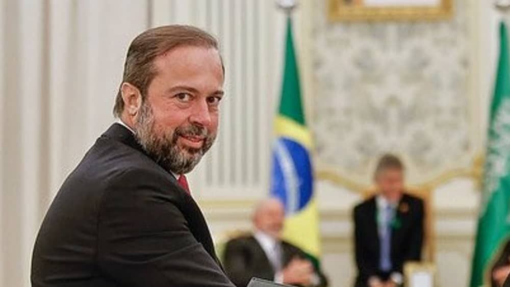 Brasil deve decidir até janeiro se aceita convite para integrar a Opep+, grupo com os maiores exportadores de petróleo do mundo