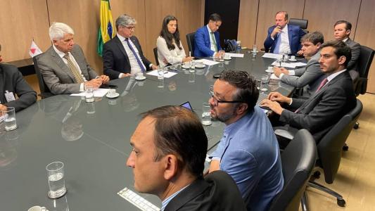 Ministro Alexandre Silveira se reuniu com representantes da Aneel e da ONS
