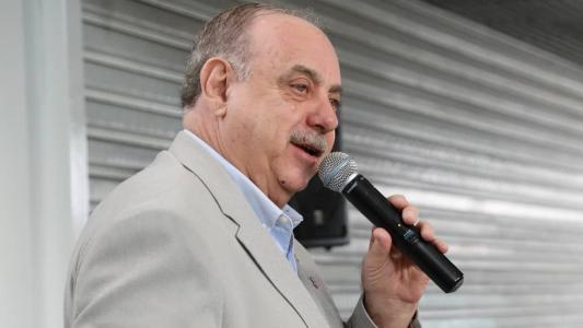 Ministro Alexandre Silveira elogiou prefeito Fuad Noman, mas disse que PSD ainda não se debruçou sobre cenário eleitoral em BH