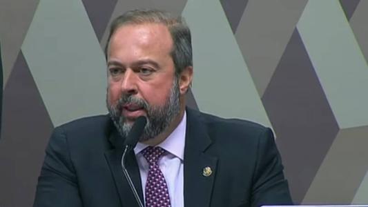 Ministro Alexandre Silveira afirmou que PSD ainda decidirá se lançará candidatura do atual prefeito Fuad Noman