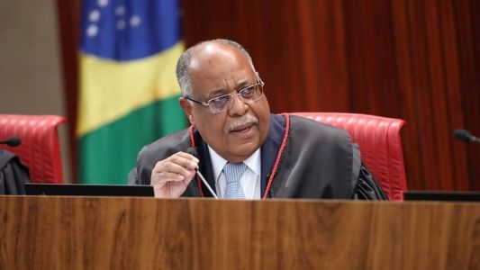 Ministro Benedito Gonçalves vai apresentar seu voto sobre o julgamento de Bolsonaro