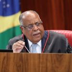 Ao vivo: TSE retoma julgamento que pode deixar Bolsonaro inelegível