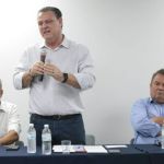 Ministro Carlos Fávaro se reúne com secretário da agricultura de Minas e pecuaristas em Uberaba