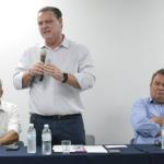 Ministro Carlos Fávaro se reúne com secretário da agricultura de Minas e pecuaristas em Uberaba