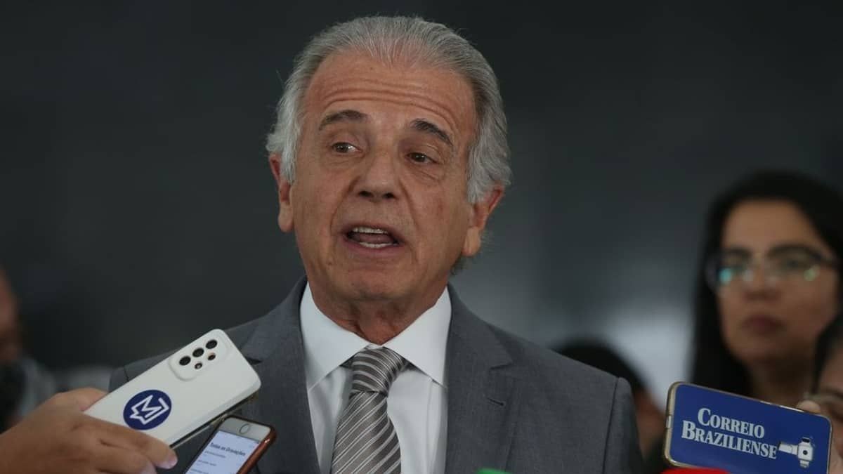 'Golpe nunca interessou às Forças Armadas', diz ministro Múcio após revelação da delação de Mauro Cid