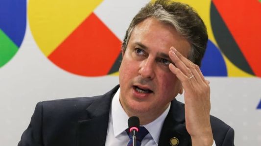 Ministro da Educação, Camilo Santana.