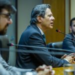 Haddad espera adesão de Nubank para Desenrola 'limpar nome' de 2,5 milhões de brasileiros