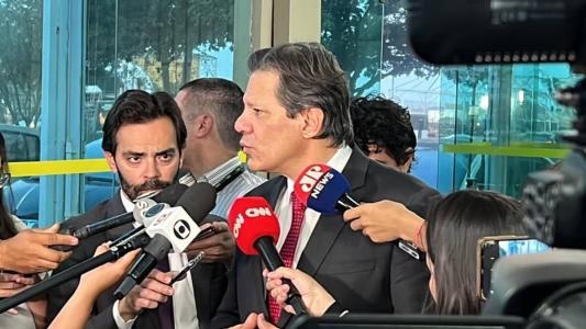 Ministro da Fazenda, Fernando Haddad (PT), afirmou ter ligado para Arthur Lira (PP-AL) após repercussão de fala sobre a força da Câmara