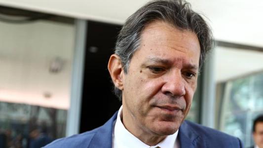 Ministro da Fazenda, Fernando Haddad, afirmou que arcabouço fiscal exigirá redução nos juros