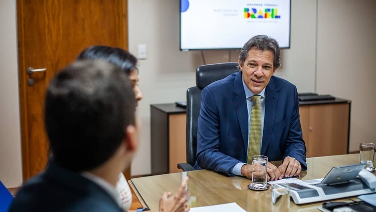 “Focus é uma pesquisa, mas tem muita gente fazendo contas”, diz Haddad sobre divergências na projeção do PIB