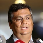 Ministro da Justiça diz que 1.500 pessoas foram detidas e responderão por invasões e depredações 