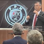 Dino diz que nunca esteve com mulher de líder de facção, e secretário detalha audiência no Ministério da Justiça