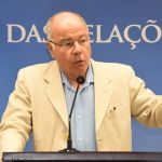 Chanceler nega ‘constrangimento’ de Lula em posse de Milei com a presença de Bolsonaro 