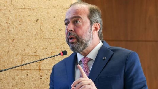 Ministro de Minas e Energia, Alexandre Silveira, criticou possível privatização da Cemig