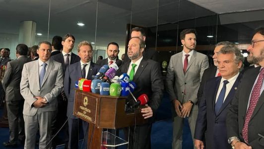 Ministro diz que Zema dá 'péssimo exemplo' ao aumentar o próprio salário e querer congelar o dos servidores