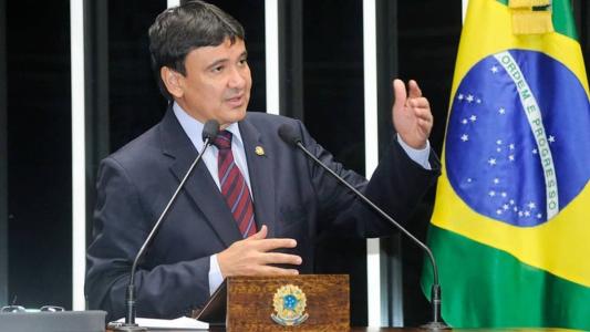Ministro do governo Lula, Wellington Dias, denuncia golpe que utiliza seu nome