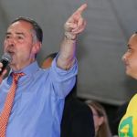 Após fala de Barroso sobre derrotar o bolsonarismo, oposição quer impeachment do ministro do STF