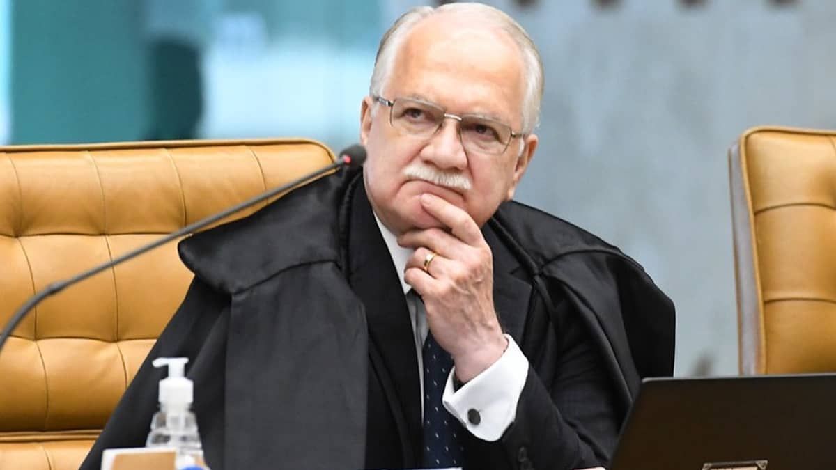 Fachin vota para rejeitar denúncia contra Gleisi Hoffmann no STF