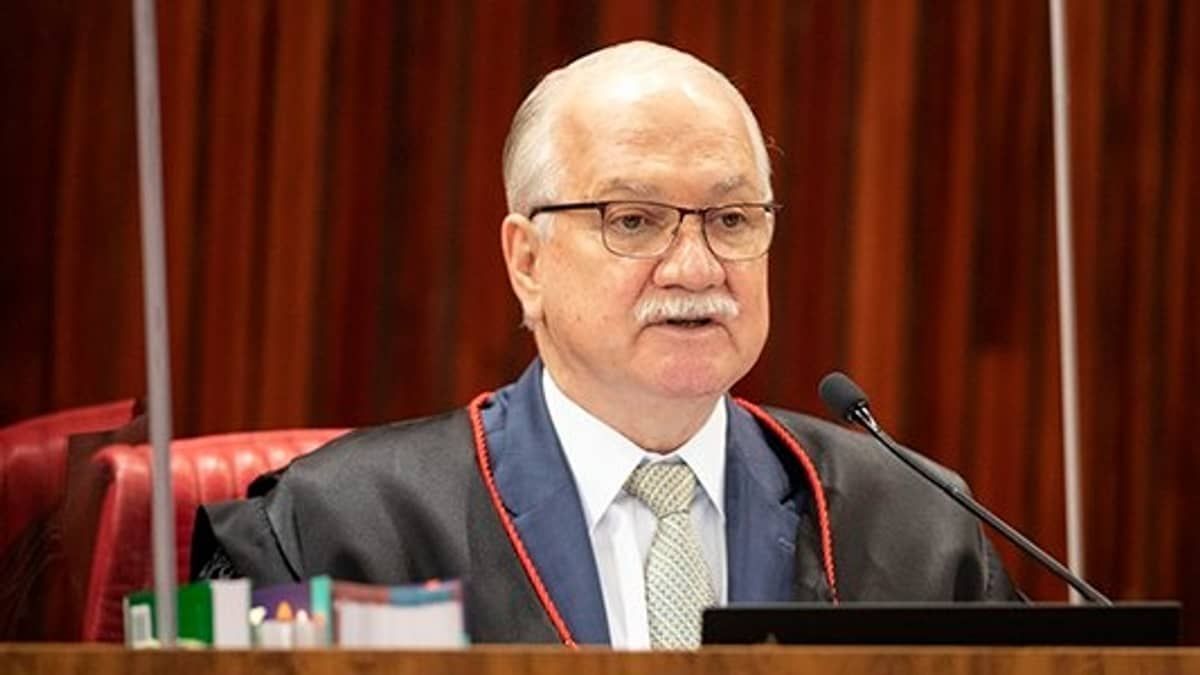 Fachin mantém decisão para instalação de câmeras nas fardas de policiais do RJ