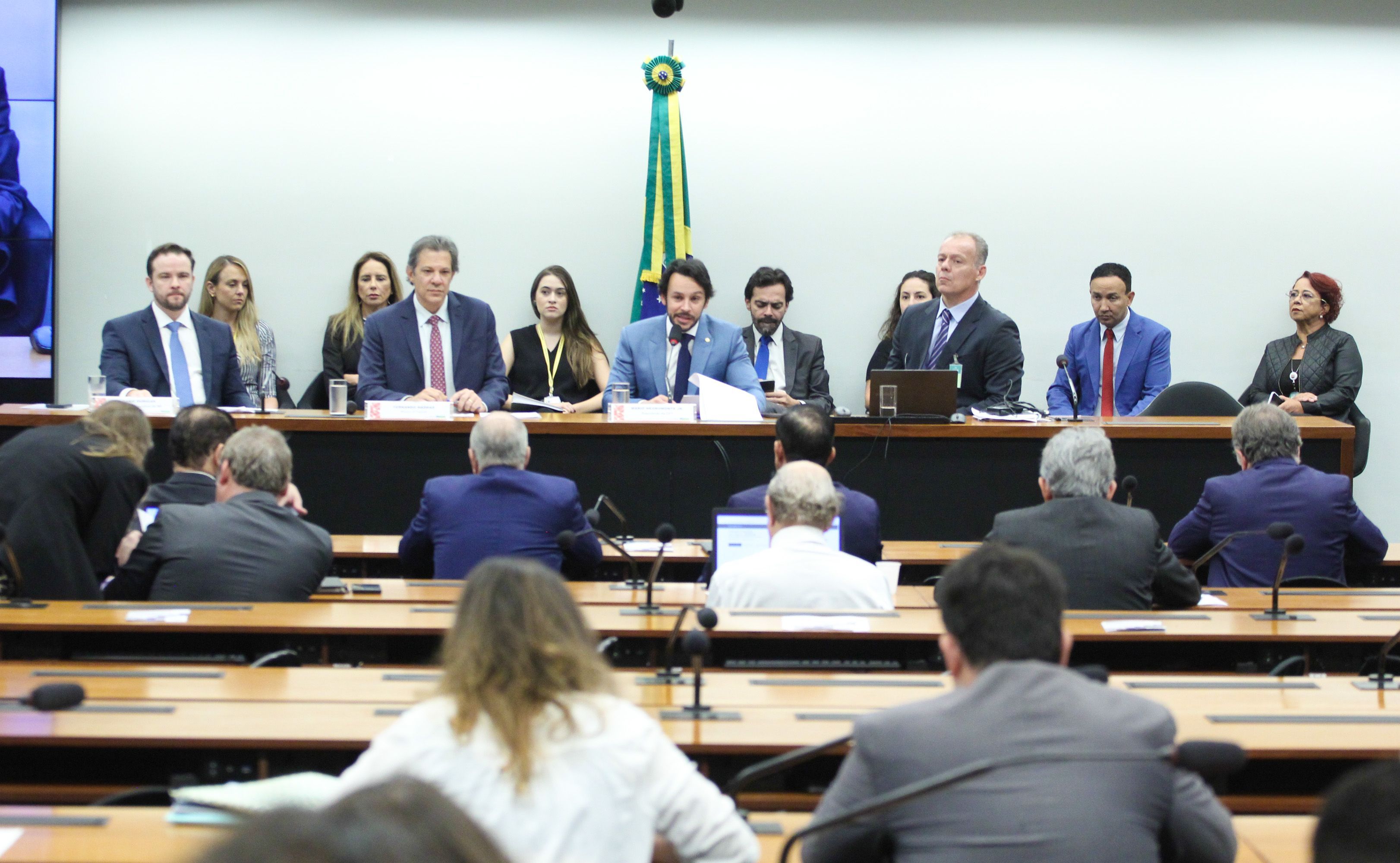 Haddad rebate deputado e diz que Zema pediu ao governo para pagar o calote de Bolsonaro
