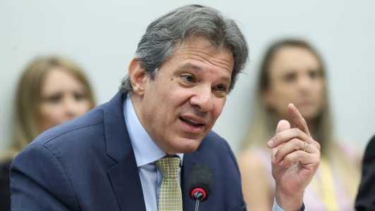 Ministro Fernando Haddad (PT) diz que acompanha eleições na Argentina com interesse