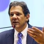 Haddad manda doar itens apreendidos pela Receita ao litoral paulista