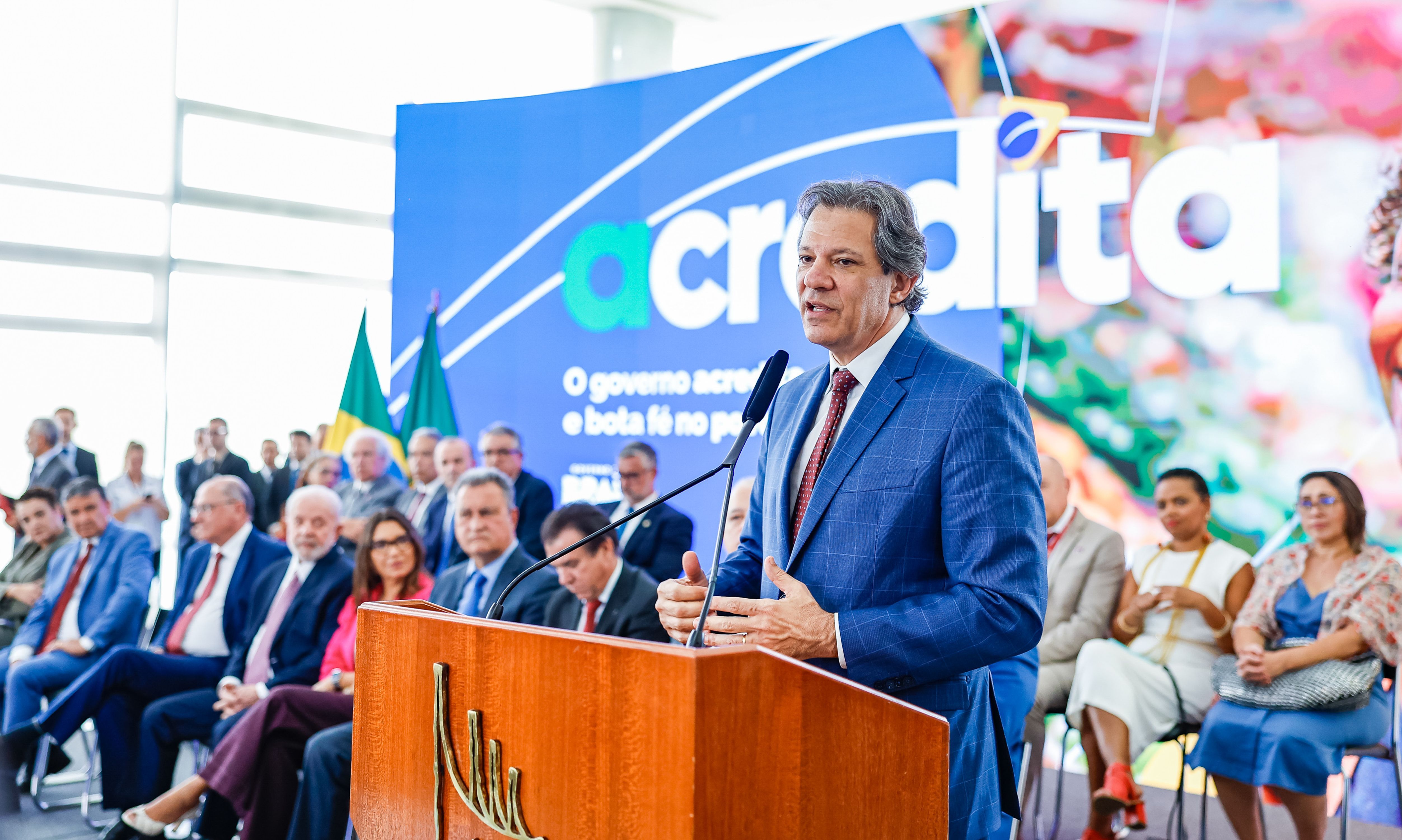 Haddad despacha regulamentação da reforma tributária com Lula, e textos seguem para a Câmara nesta terça