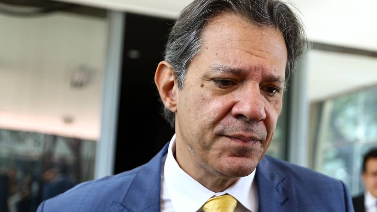 Haddad diz que urgência para votação de novo marco fiscal deve ter 350 votos